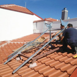 Εγκατάσταση Ηλιακού Θερμοσίφωνα Εγκατάσταση Ηλιακού Θερμοσίφωνα